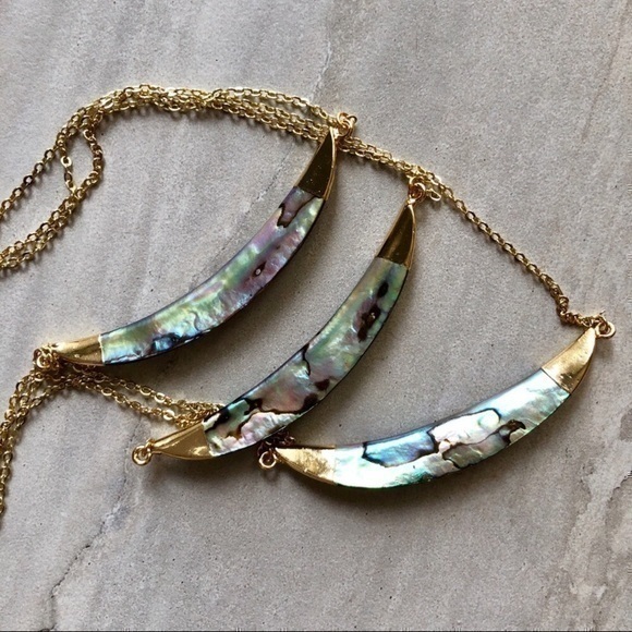 Abalone Shell Crescent 14K Gold Necklace Handmade NEW - Picture 5 of 7
